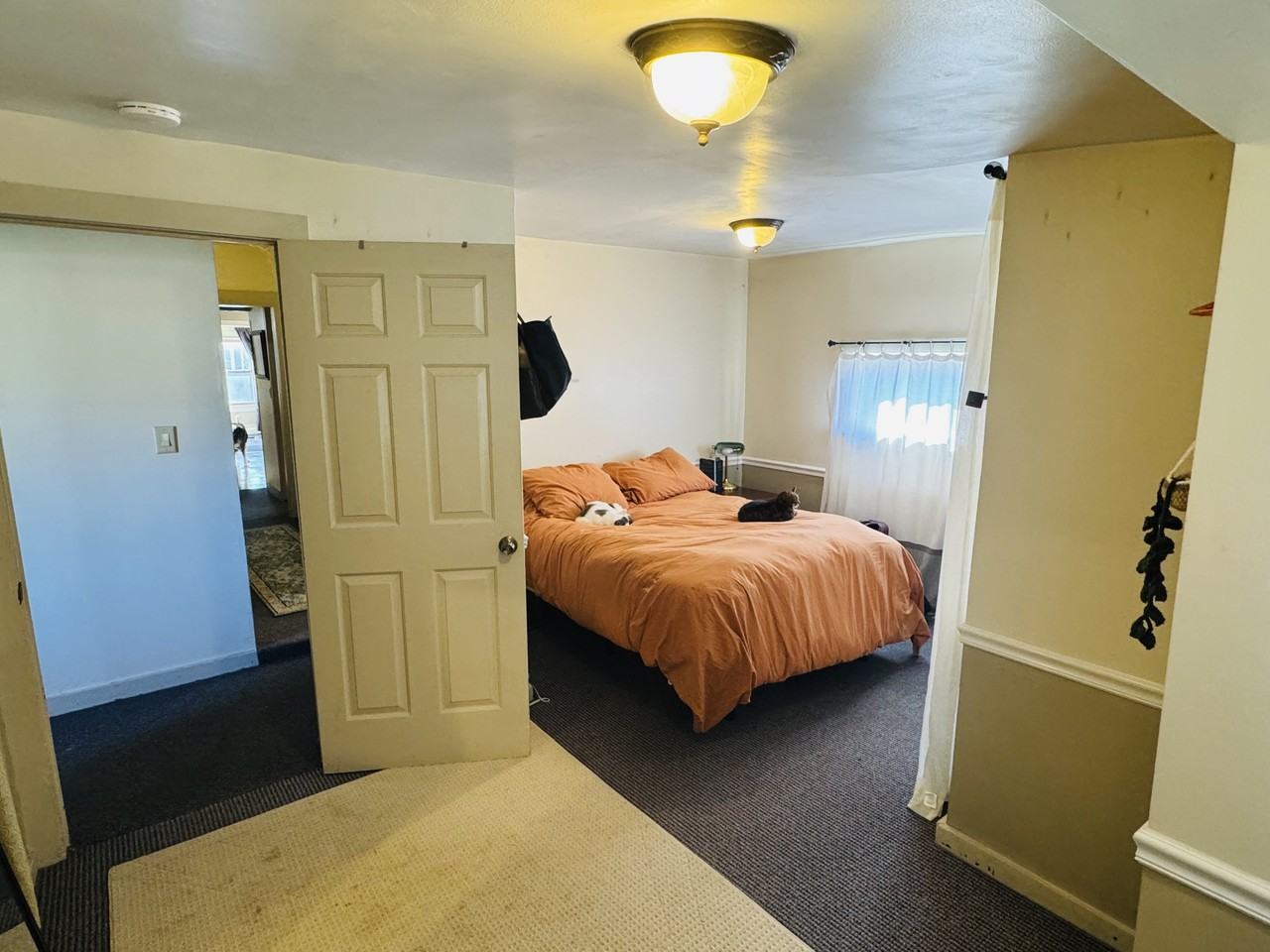 324 Center St #1 - Photo 3 of 25