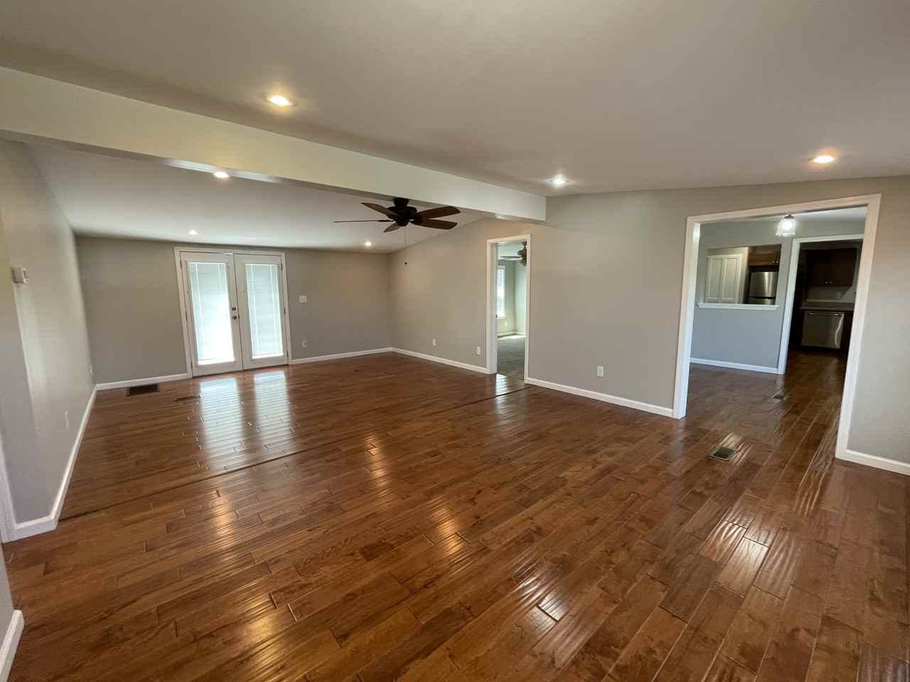 900 Allen Dr #1 - Photo 2 of 17