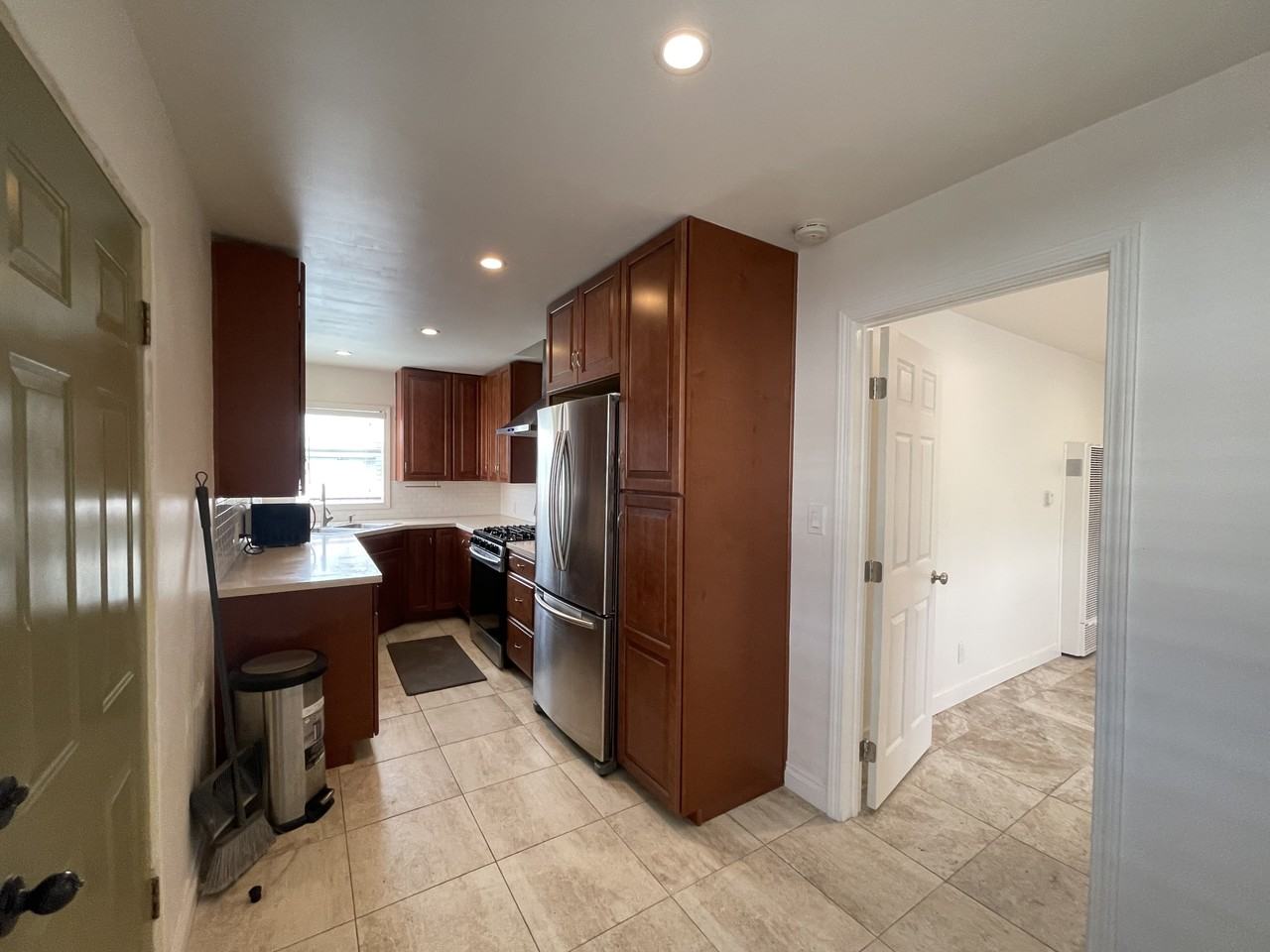 4473 Euclid Avenue #4473-1-2B - Photo 4 of 21