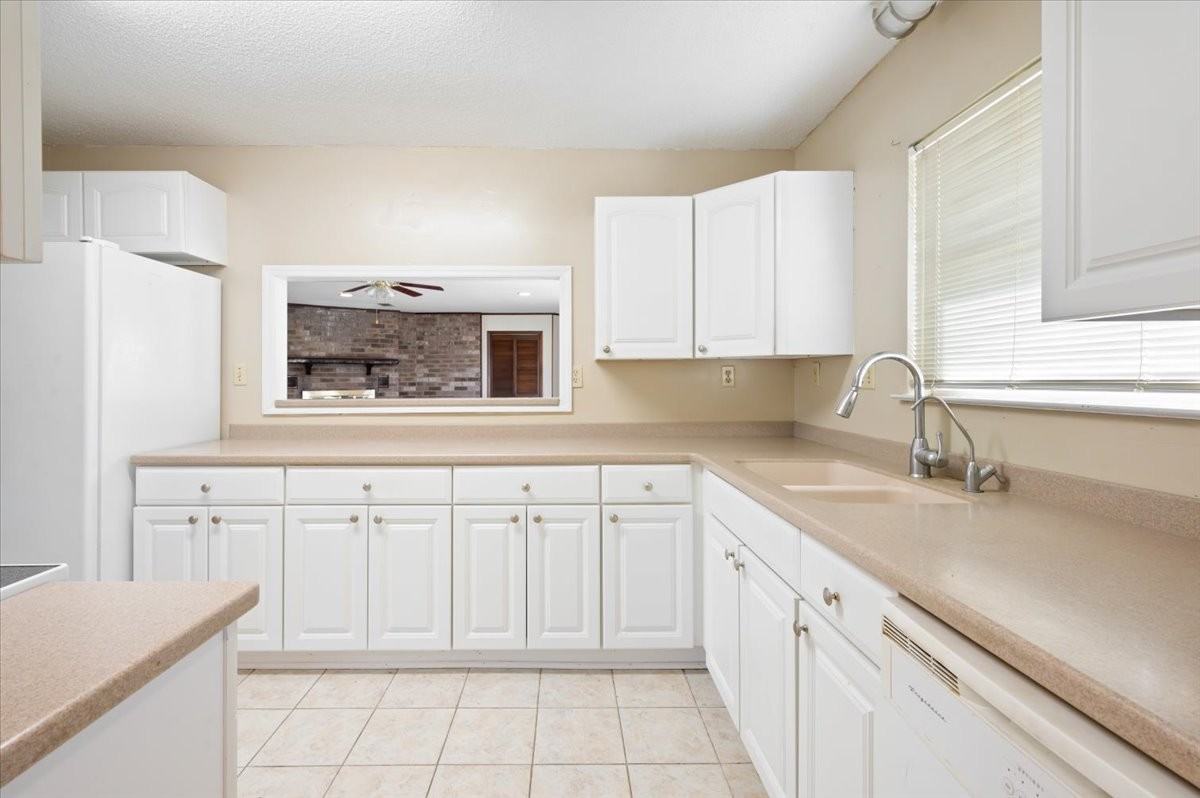 248 S Topi Trl #1 - Photo 3 of 11