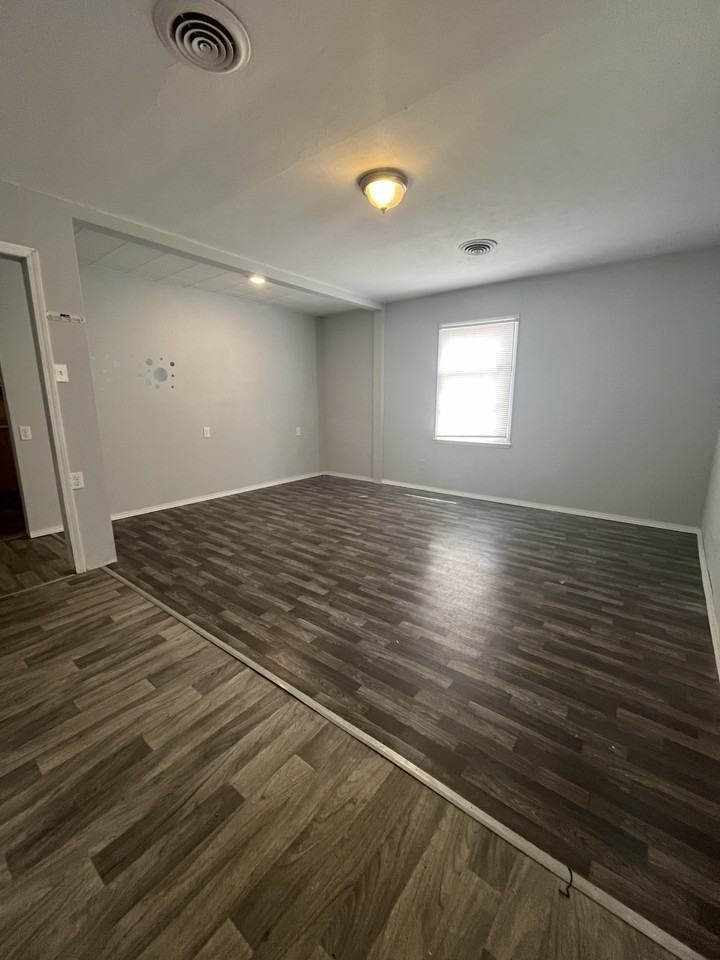 34 Louise Lane #1 - Photo 3 of 9