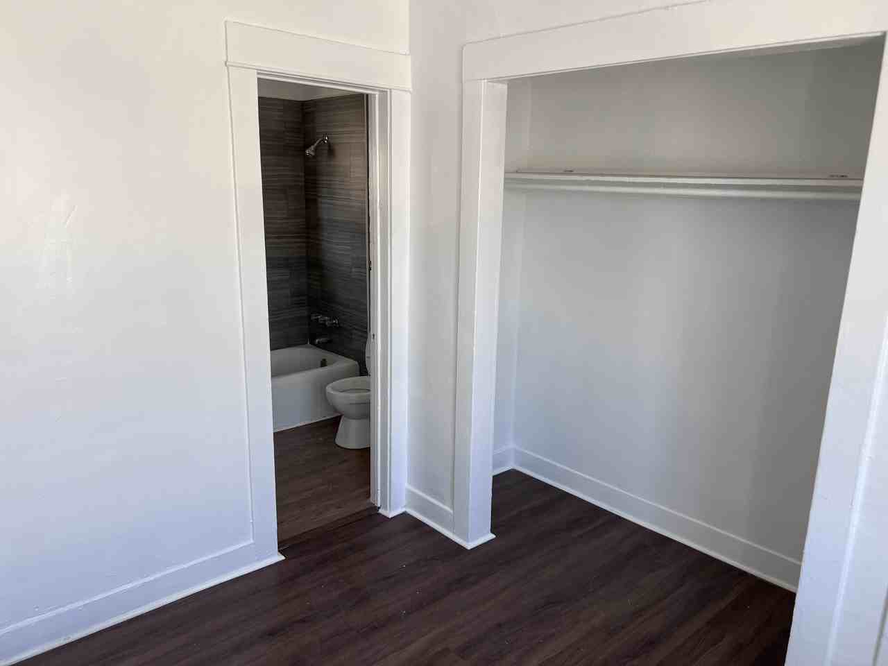 224 1/2 W F St #224-1-2 - Photo 5 of 7