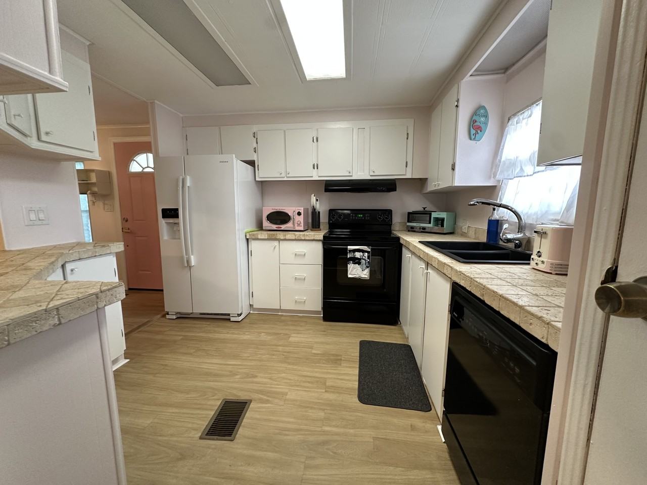 283 Apricot St #1 - Photo 5 of 24