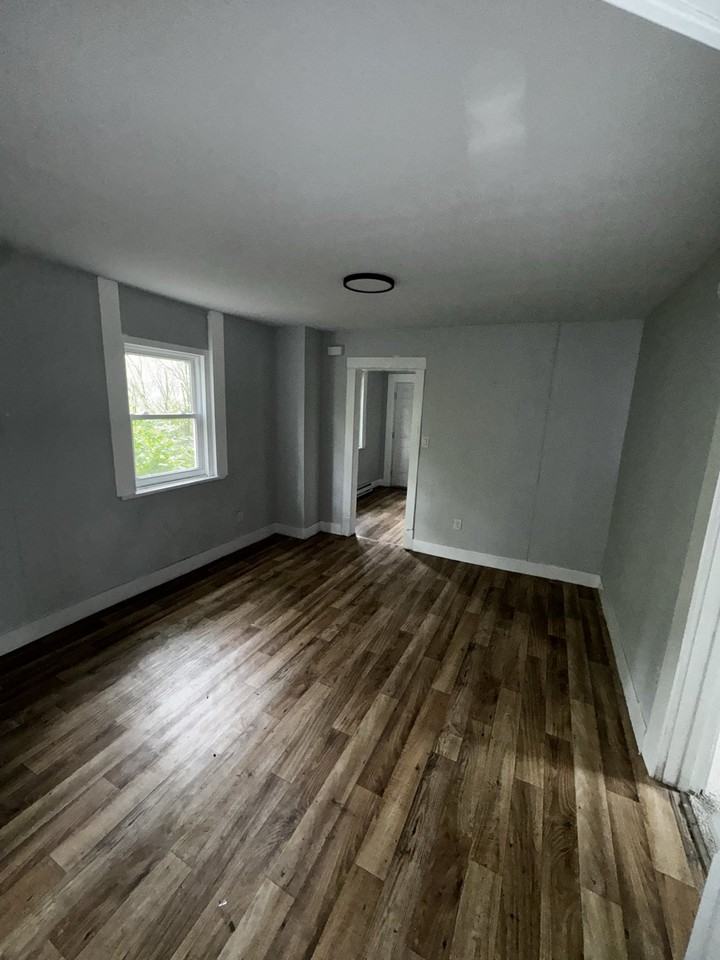 1009 Ellsworth Place #1 - Photo 2 of 10