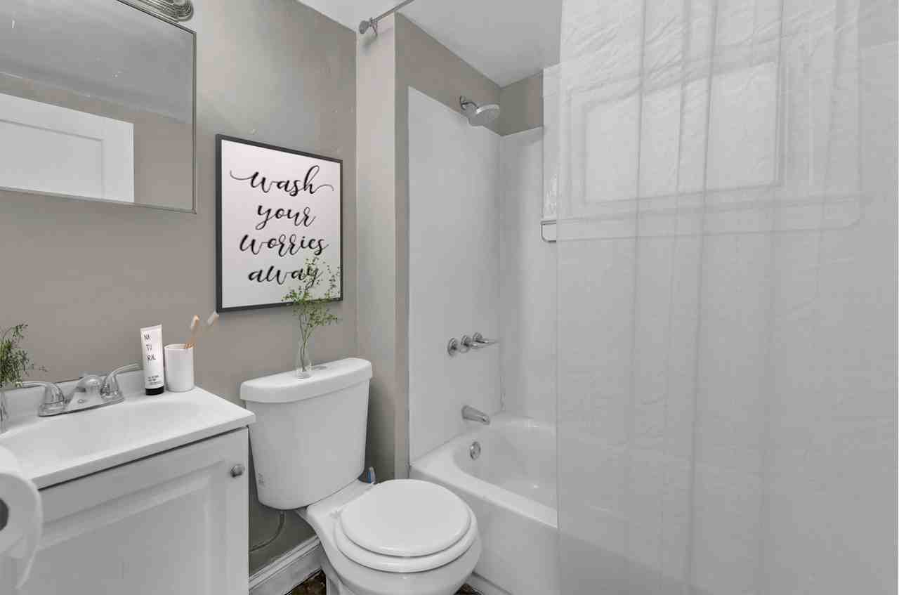 2034 W 99th St #1 - Photo 6 of 11