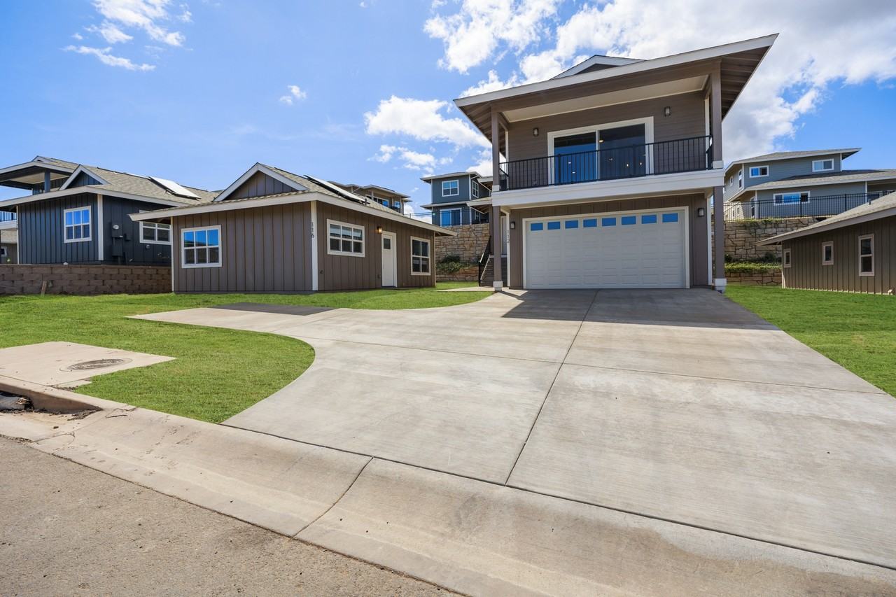 112 Olioli Street - Photo 2 of 36