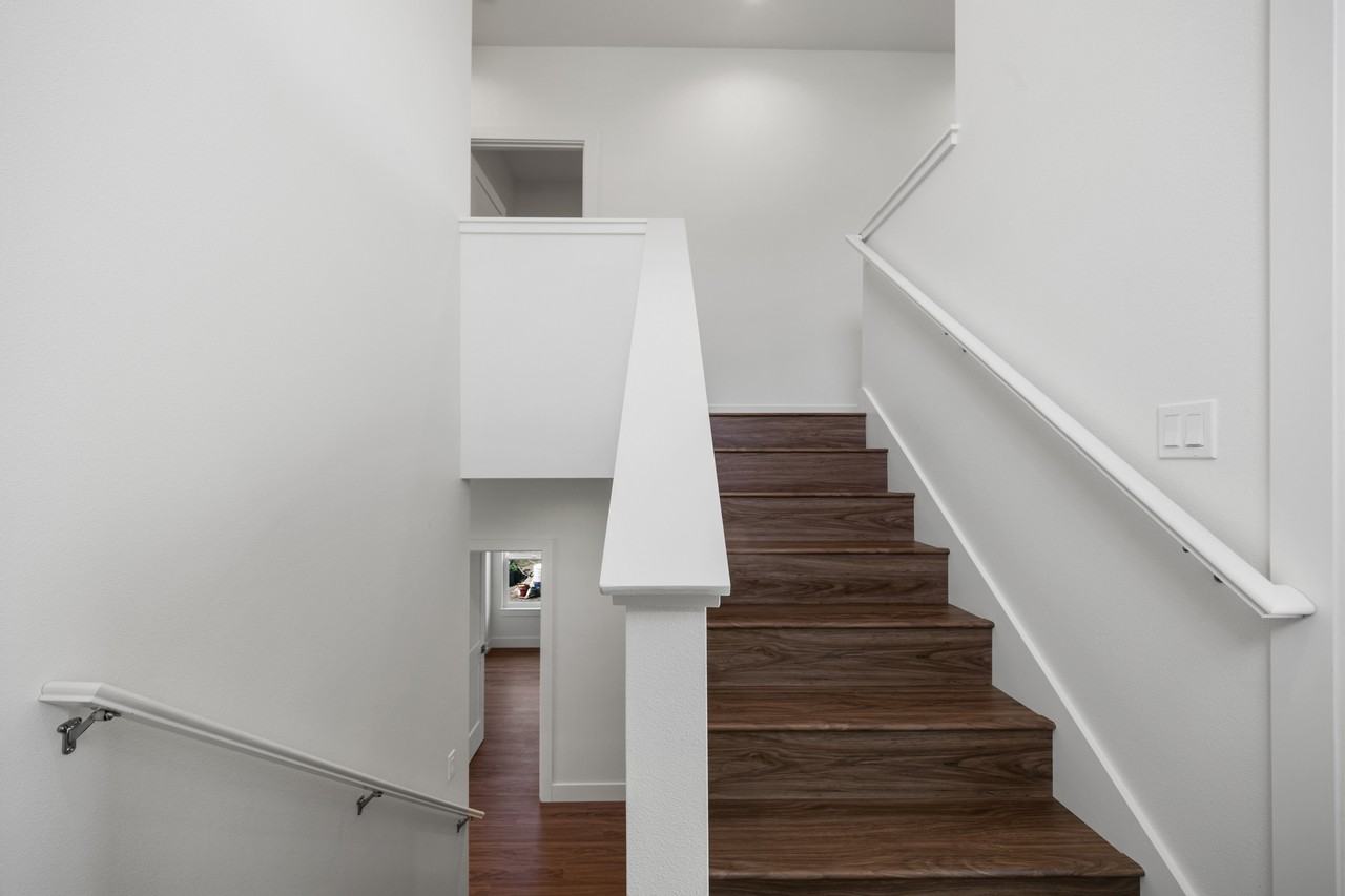 112 Olioli Street - Photo 6 of 36