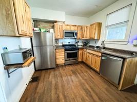 featured image of 215 Prospect St #1