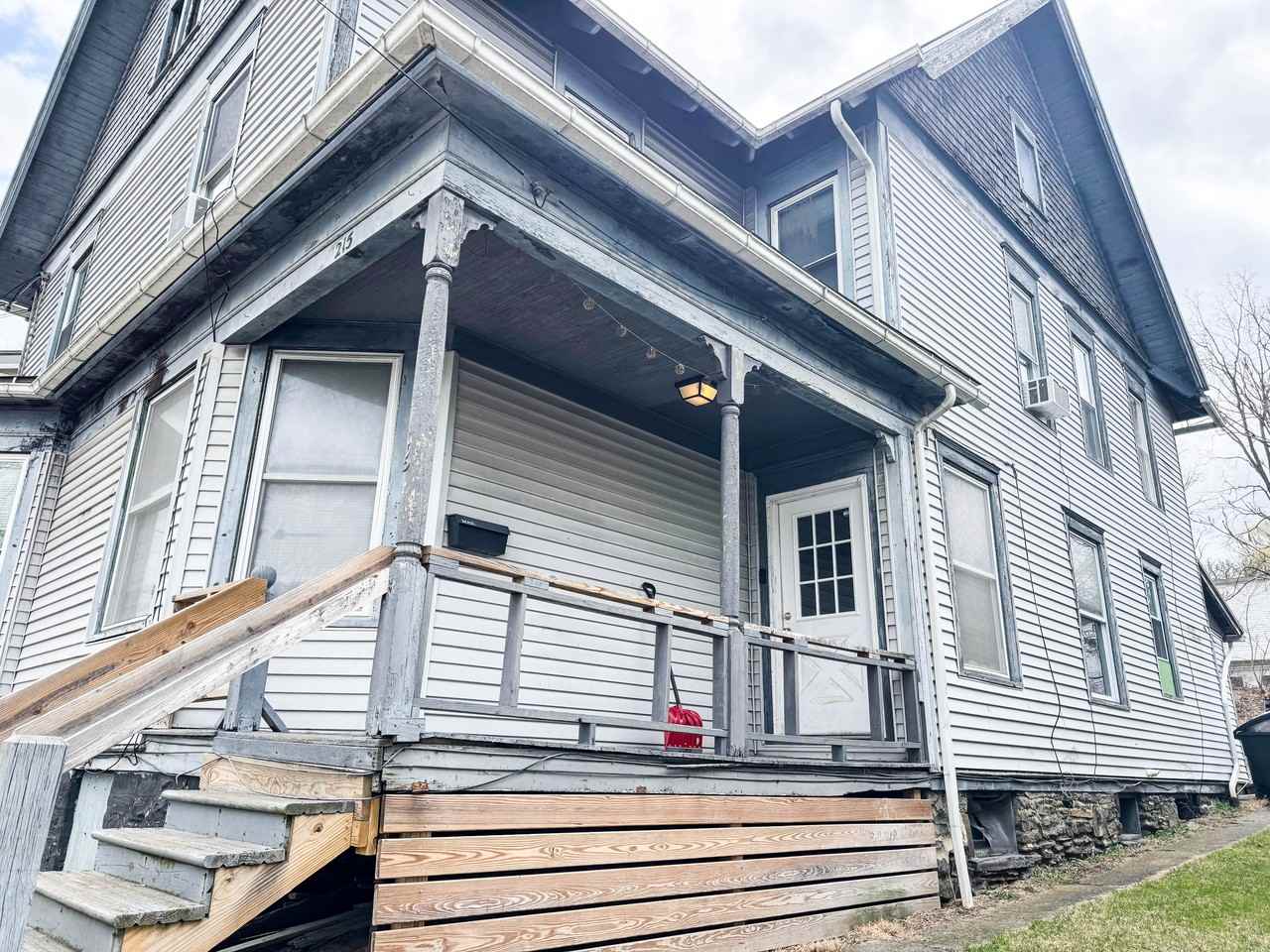 215 Prospect St #1 - Photo 5 of 19