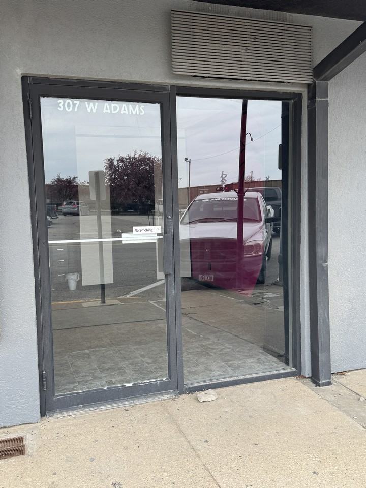 307 West Adams Street #1 - Photo 6 of 7