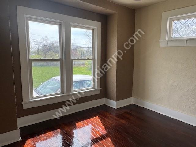2922 Manford St #1 - Photo 6 of 13