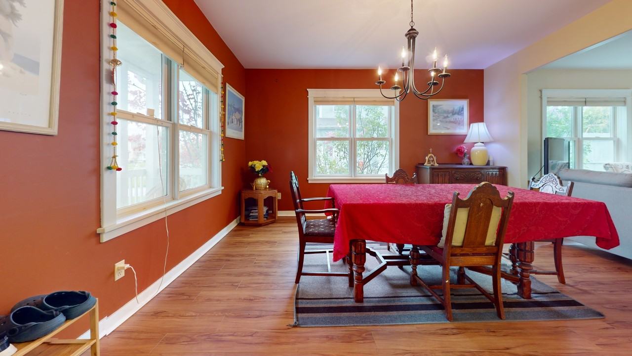 175 King Rd E #1 - Photo 2 of 11