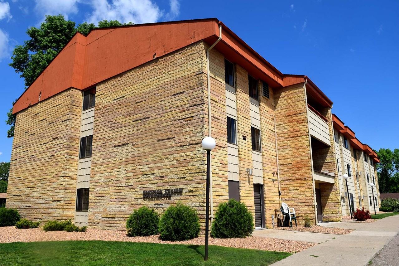 1173 Dewey Street #1 - Photo 7 of 15