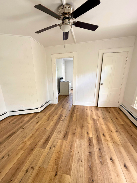 14 Willow St #4 - Photo 7 of 12