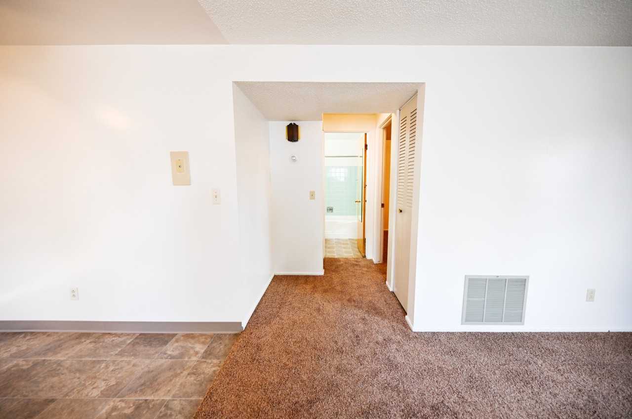 1104 3rd Ave W #5 - Photo 6 of 14