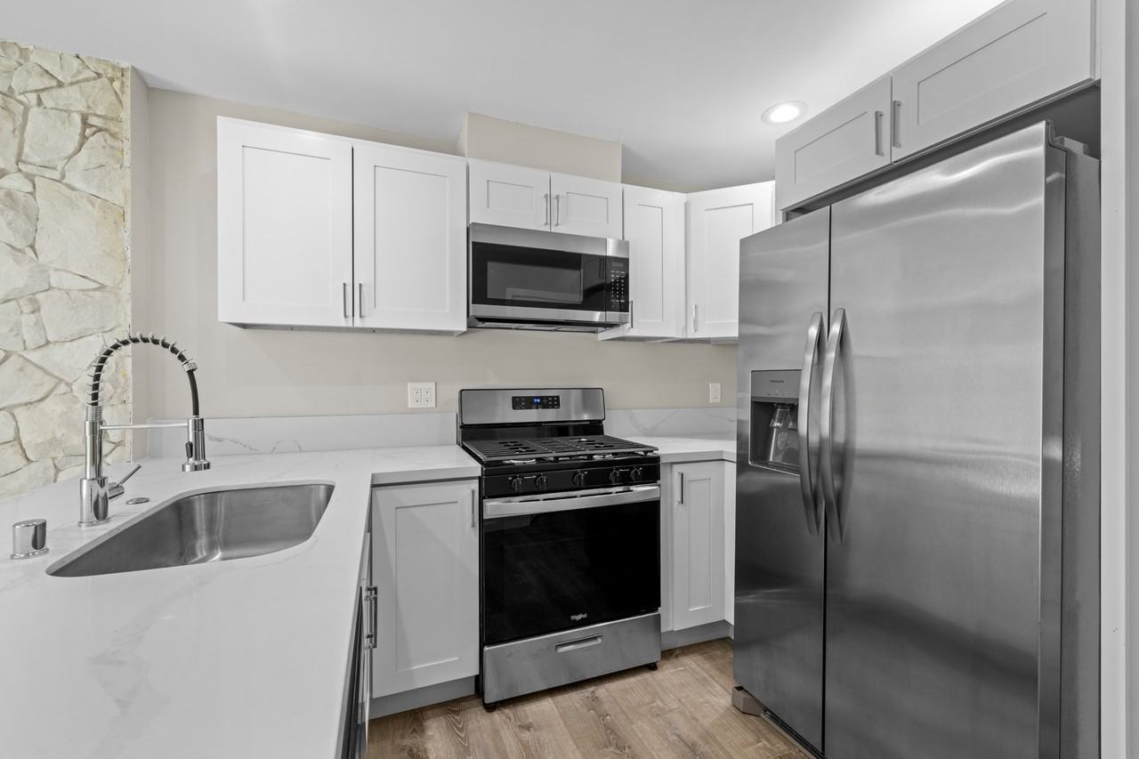 5115 Remington Rd #5115 - Photo 4 of 13