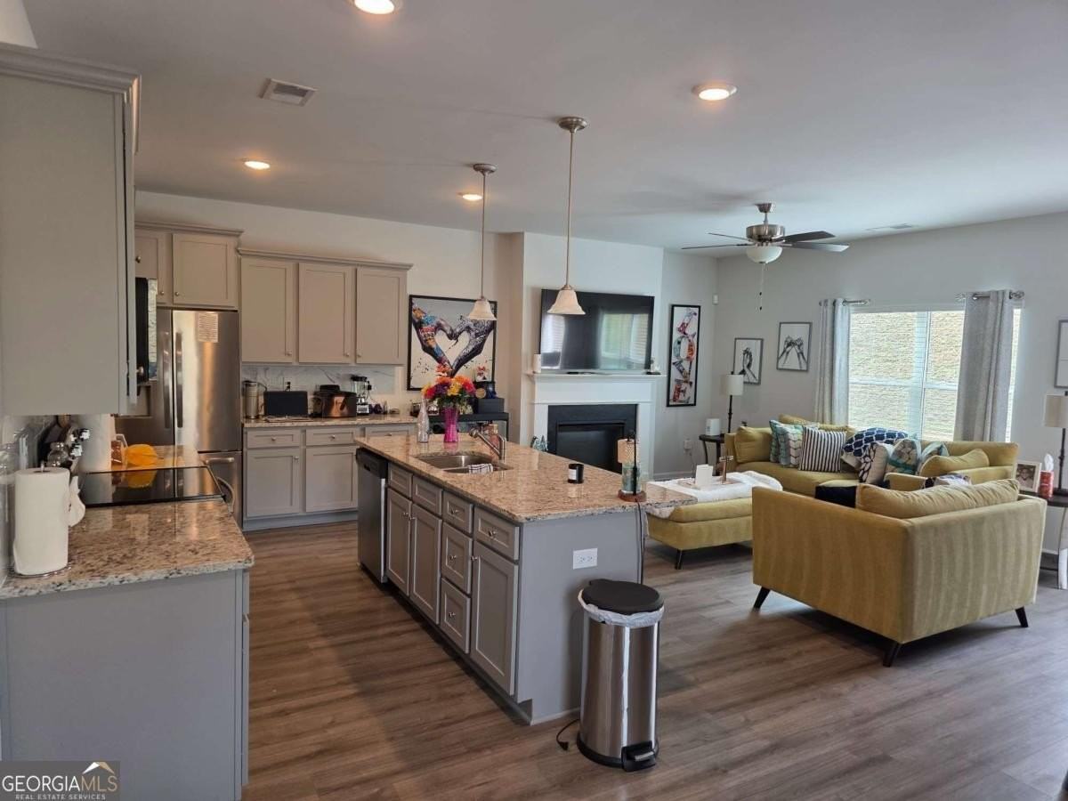 7539 Knoll Hollow Road - Photo 5 of 15