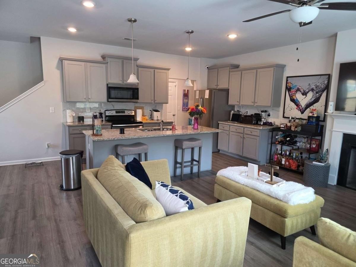 7539 Knoll Hollow Road - Photo 6 of 15