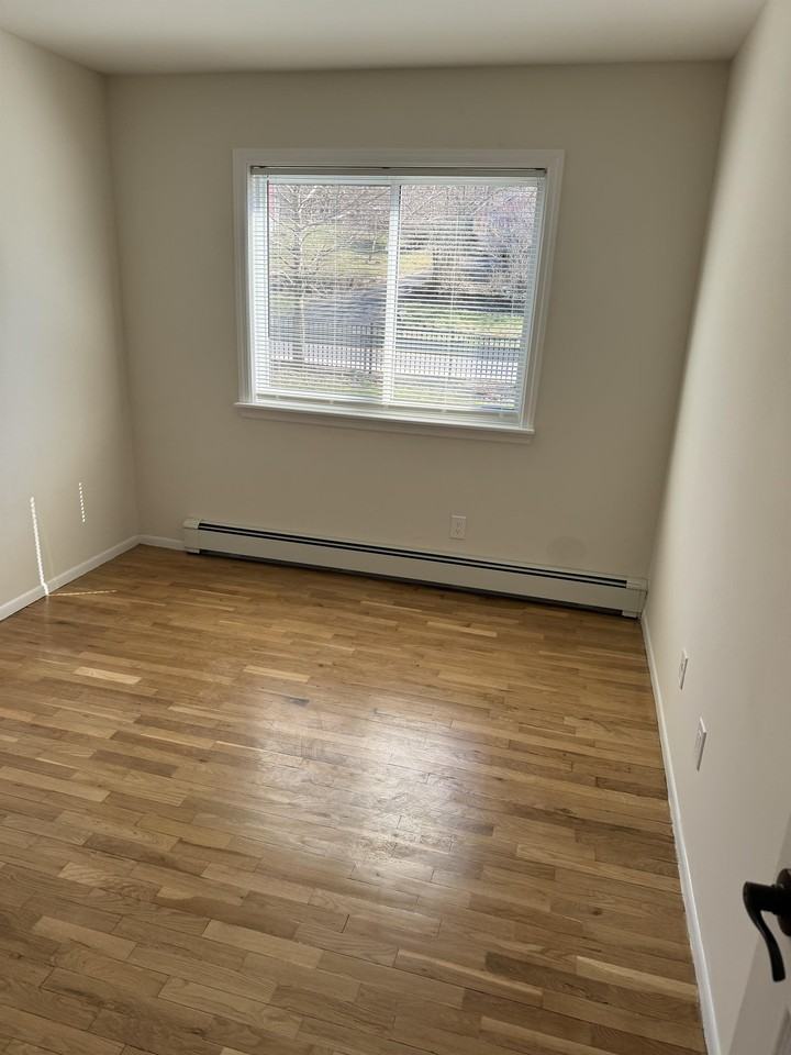 18 Waldron Avenue #2B - Photo 4 of 7