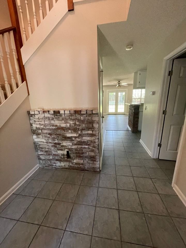 112 Candle Brook Dr #1 - Photo 2 of 13