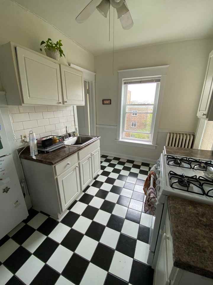 2534 North Farwell Avenue #5 - Photo 6 of 21