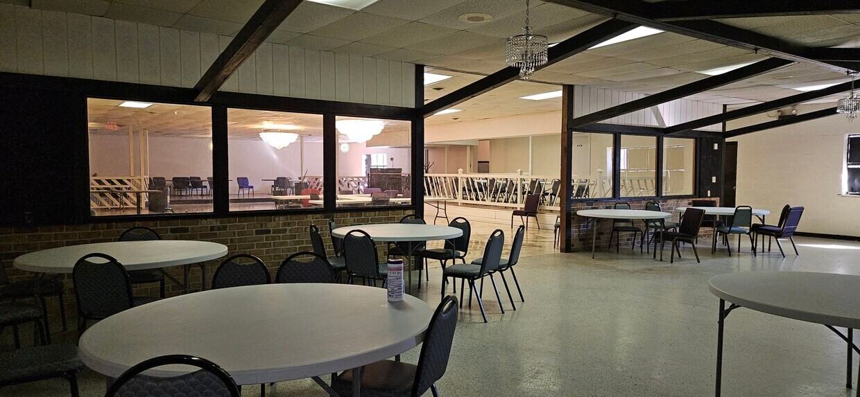 302 W Colonial Trail Hwy #1 - Photo 5 of 10