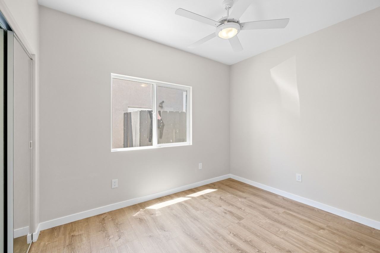 5010 54th St #1 - Photo 5 of 12