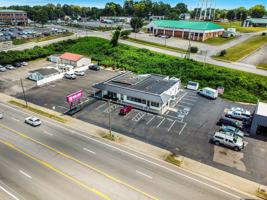 featured image of 806 Memorial Boulevard #1