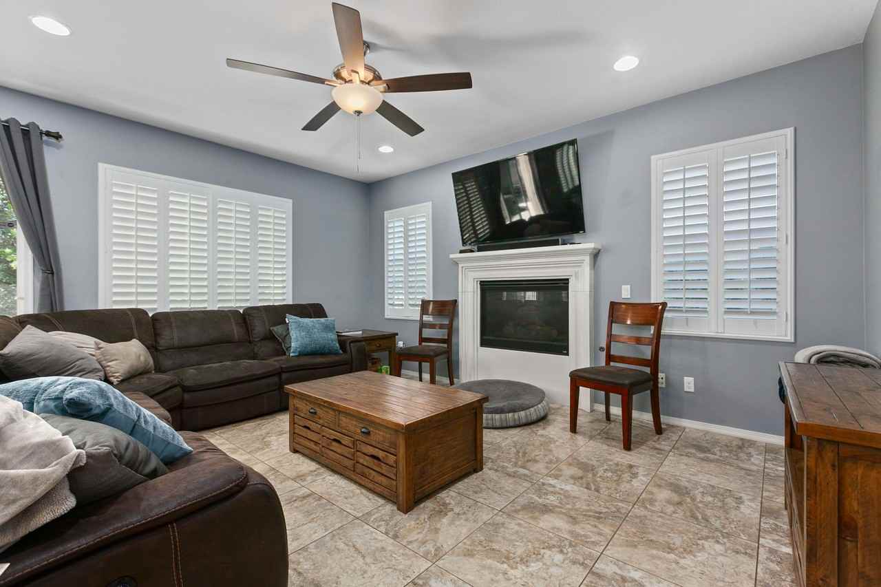 360 Calle Vela #1 - Photo 2 of 50