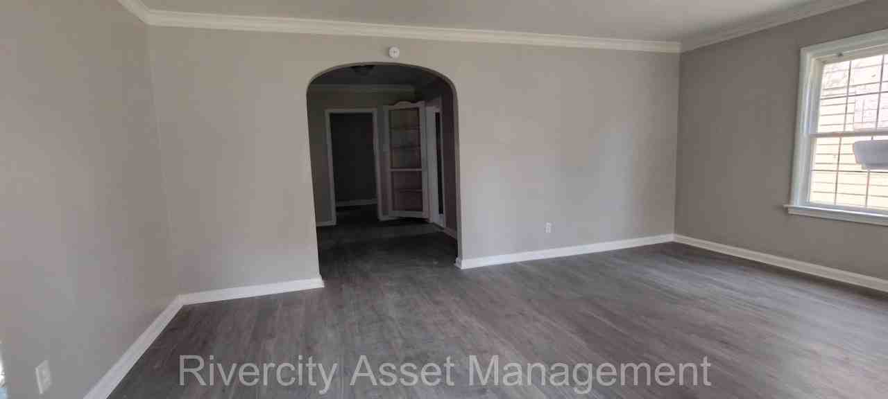 2386 Larose Ave #1 - Photo 2 of 10
