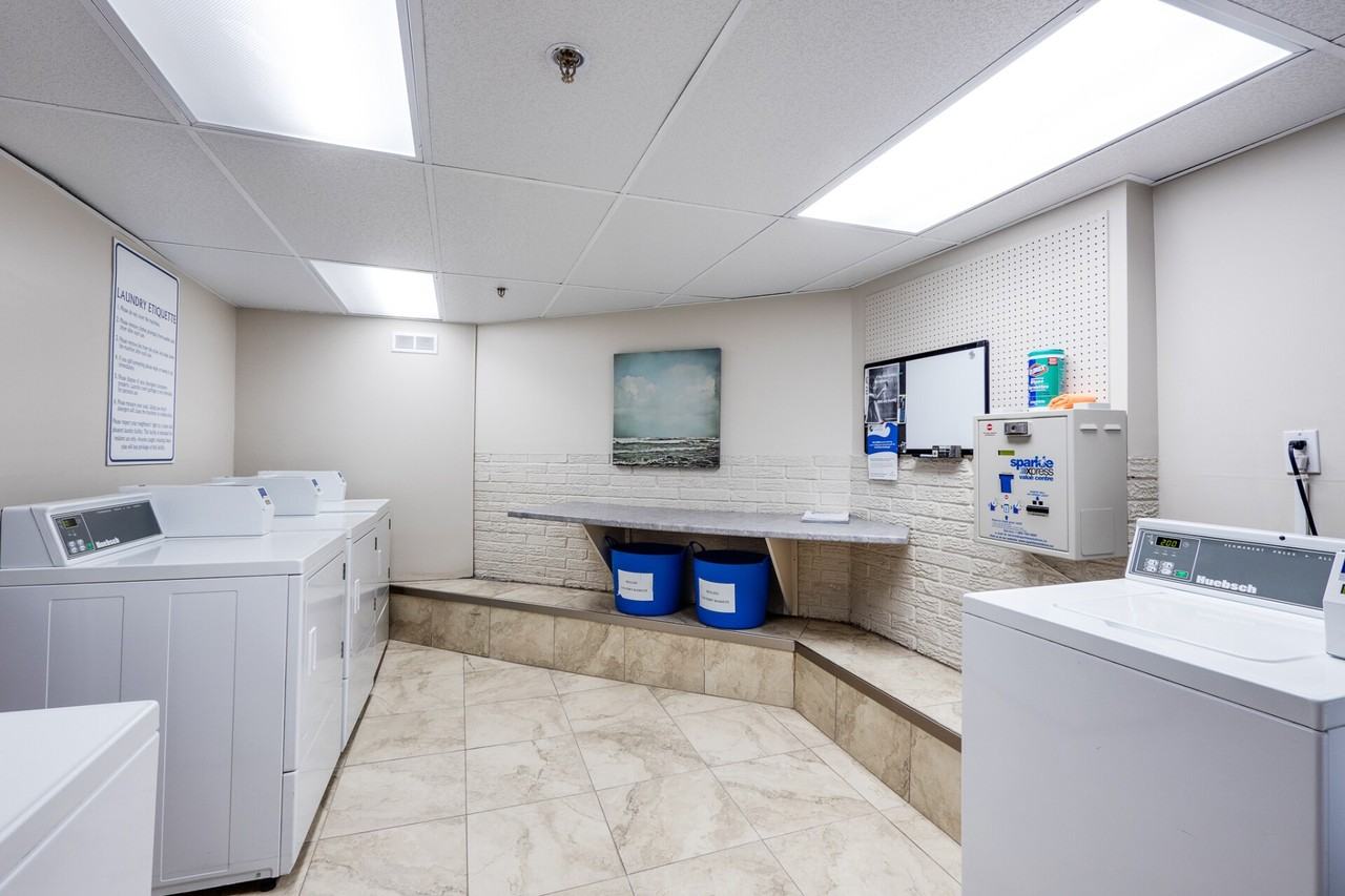 641 Cedar Street North #403 - Photo 7 of 16