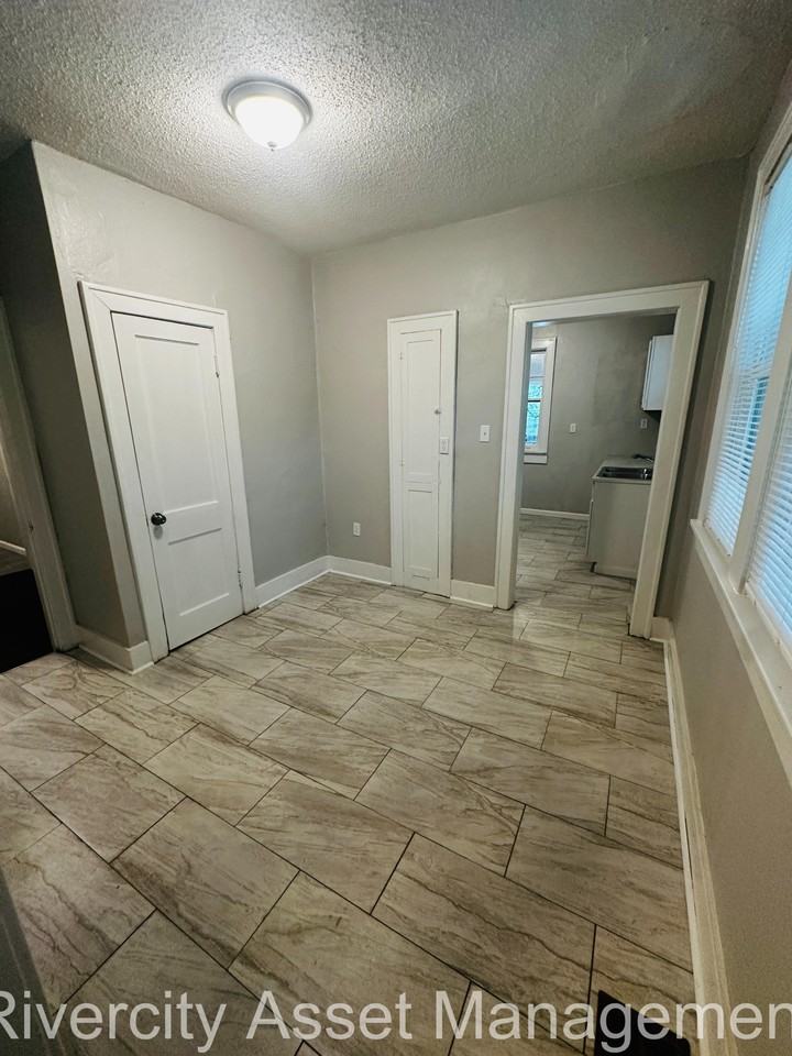 2093 Lamar Avenue #1 - Photo 7 of 25