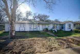 3 Pershing Drive #B - Photo 1 of 1