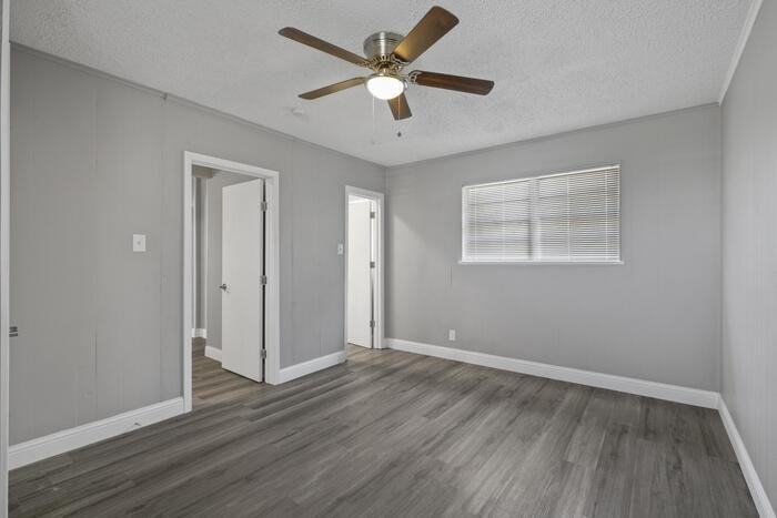 62 Pershing Drive #A - Photo 5 of 15