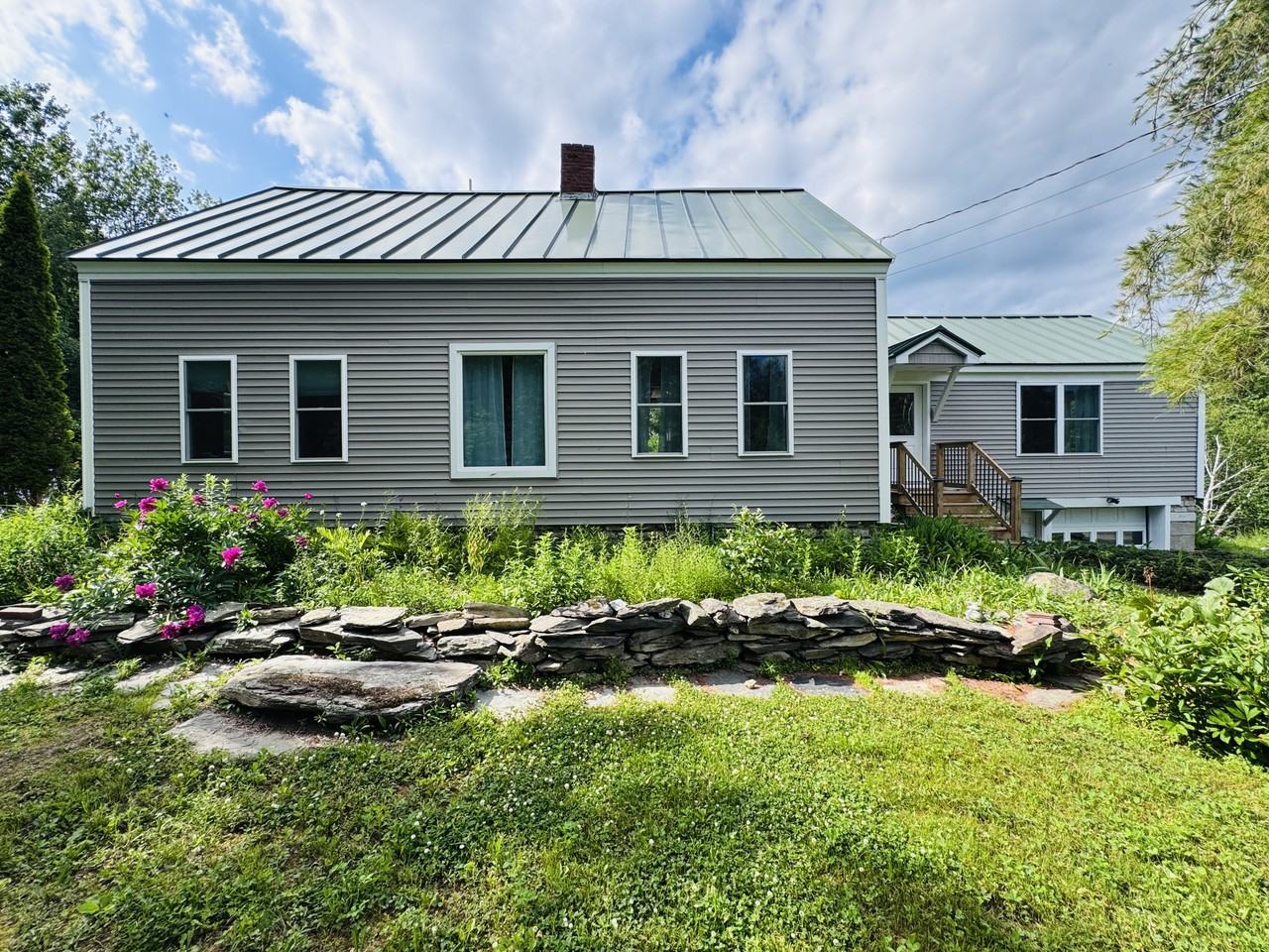 2514 Western Ave #1 - Photo 4 of 33