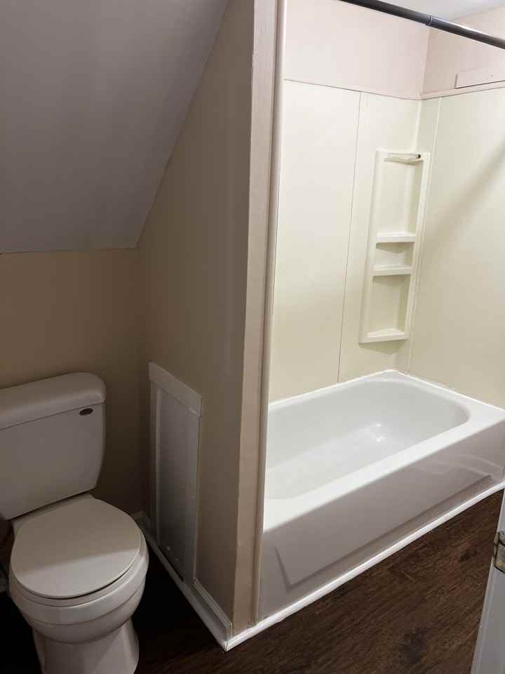 521 South Holmes Avenue #521 - Photo 3 of 4