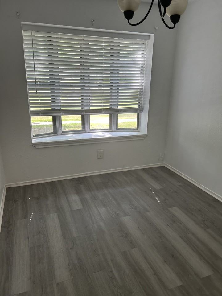 4816 Rollingwood Court #1 - Photo 3 of 17