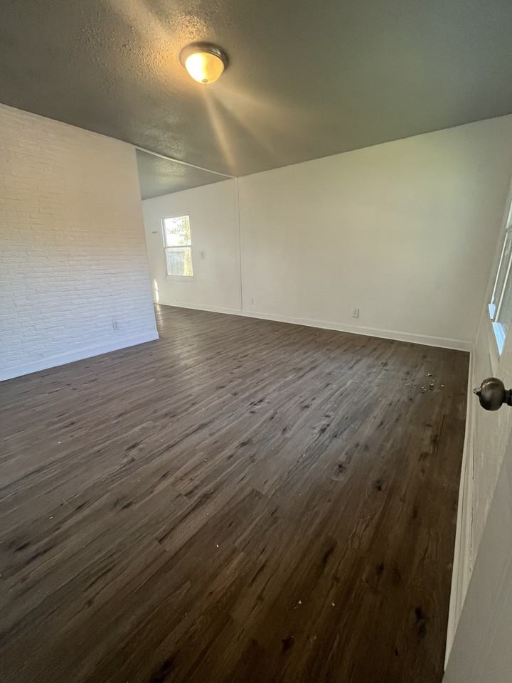 715 Saint Barbara Ln #1 - Photo 3 of 15