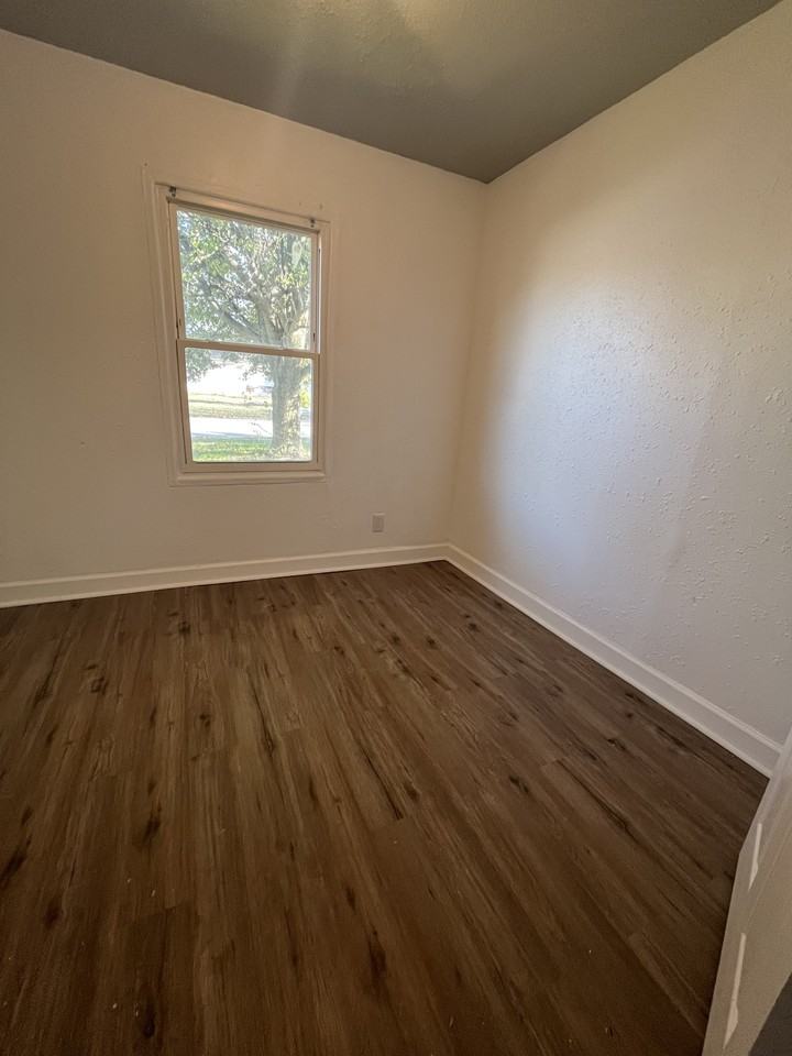 715 Saint Barbara Ln #1 - Photo 7 of 15