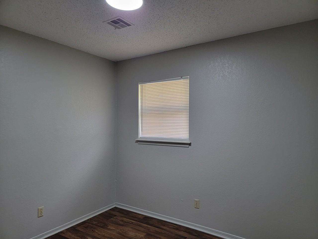 2015 Martin Avenue #1 - Photo 5 of 11