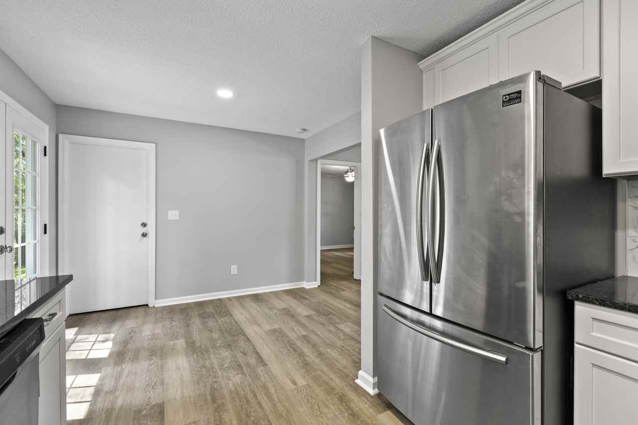 814 N Gay St #1 - Photo 6 of 19