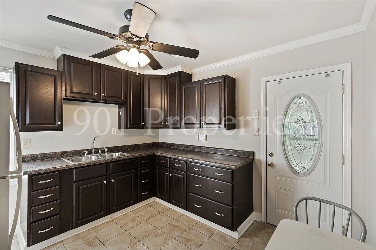 3922 Spottswood Avenue #1 - Photo 7 of 13