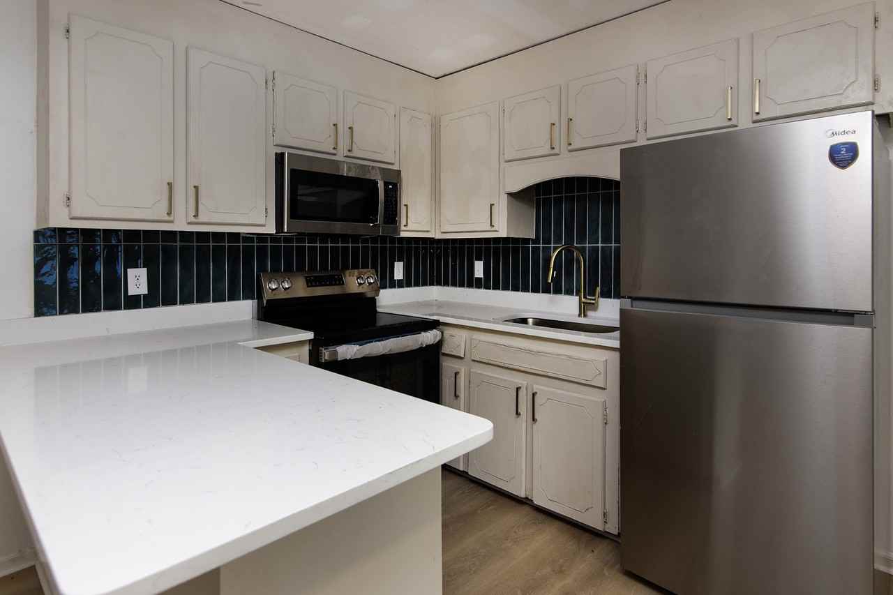 1313 North Main Street #1 - Photo 3 of 11