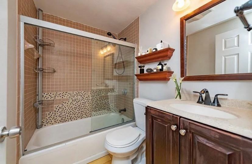 390 Riverway #1 - Photo 4 of 10