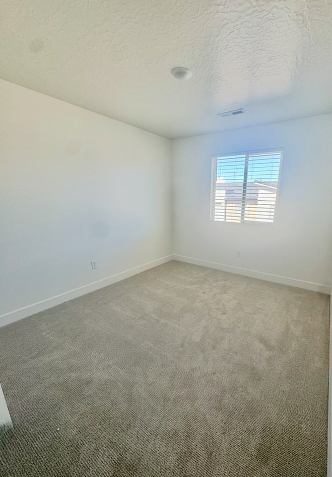 5709 S Weehawken Ln #1 - Photo 7 of 17