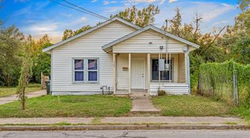 featured image of 504 Lottie Street #1