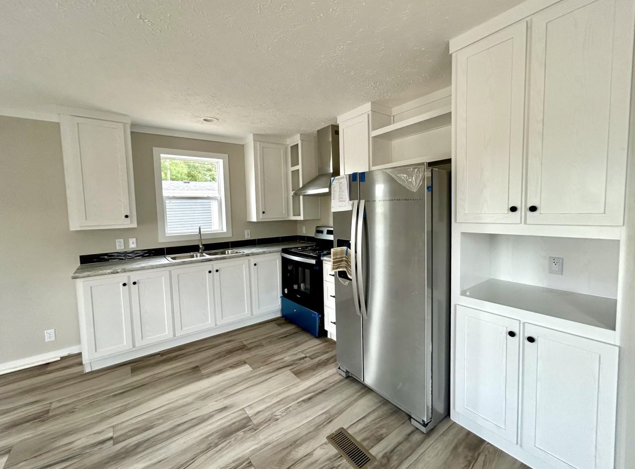 30 Lakeland Drive #1 - Photo 5 of 14