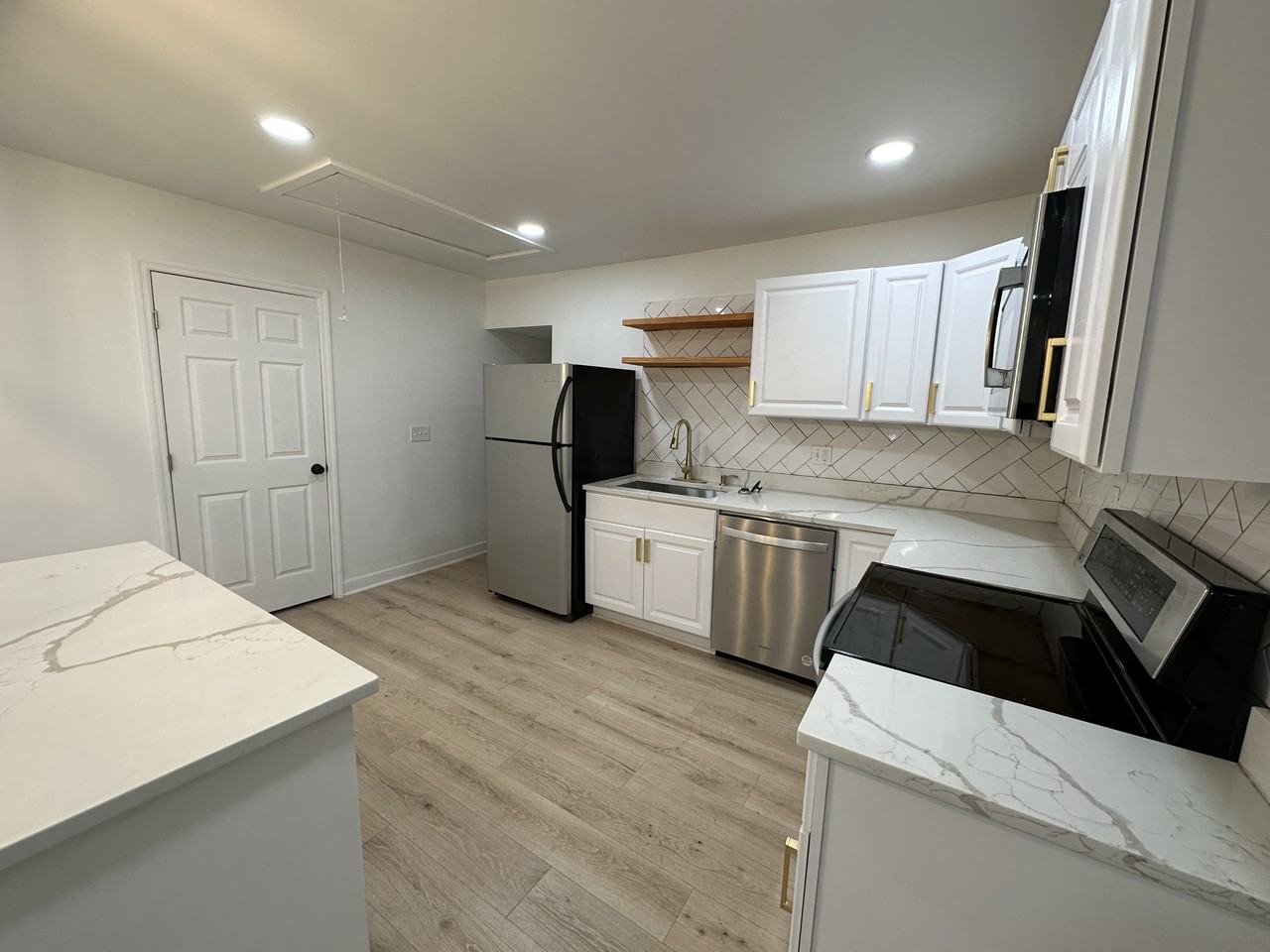 519 Elgin Street #1 - Photo 7 of 20