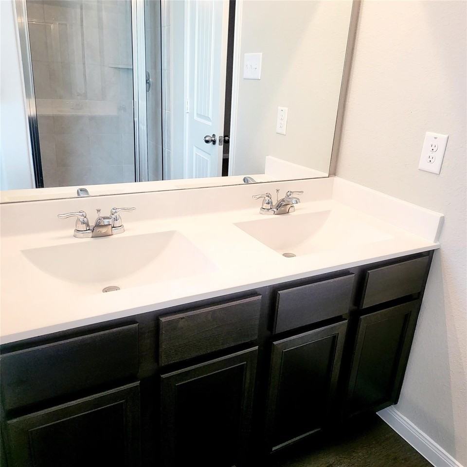 22114 Imperious Park Way #1 - Photo 3 of 15