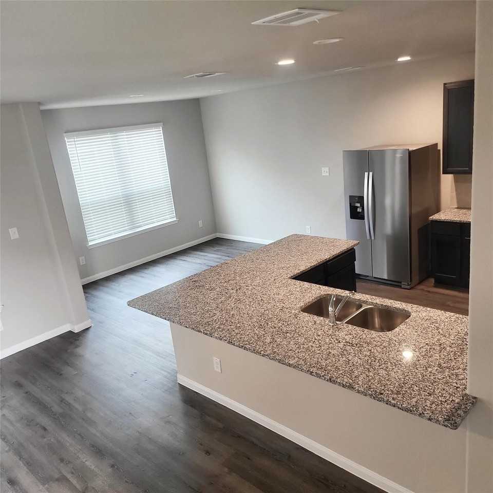 22114 Imperious Park Way #1 - Photo 5 of 15